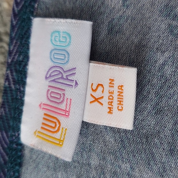 NWOT LulaRoe Floral Tunic Top Short Sleeve XS - Picture 5 of 6